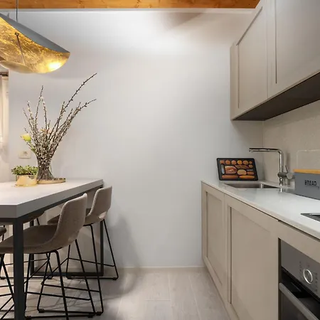 Piazzetta Premium In Old Town Daire