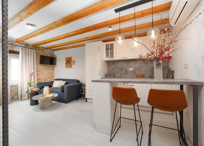 Piazzetta Premium In Old Town דירה