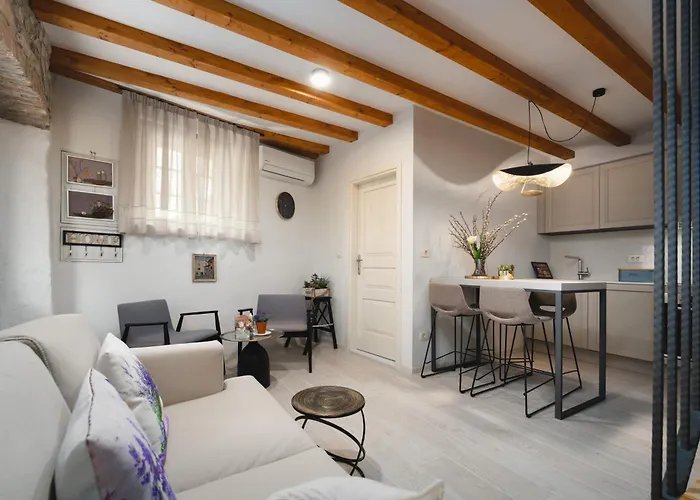 Piazzetta Premium In Old Town דירה פורץ