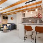 Piazzetta Premium In Old Town Apartment