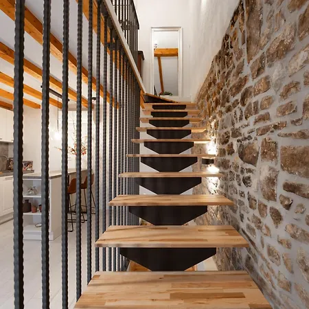 Piazzetta Premium In Old Town *