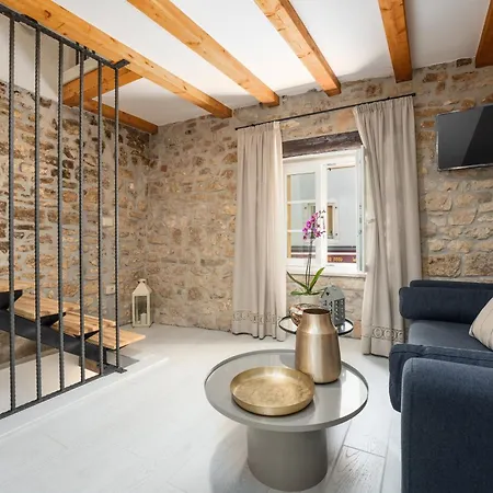 Piazzetta Premium In Old Town Apartment Porec