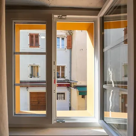 Piazzetta Premium In Old Town Апартаменти *