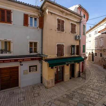 Апартаменти Piazzetta Premium In Old Town *