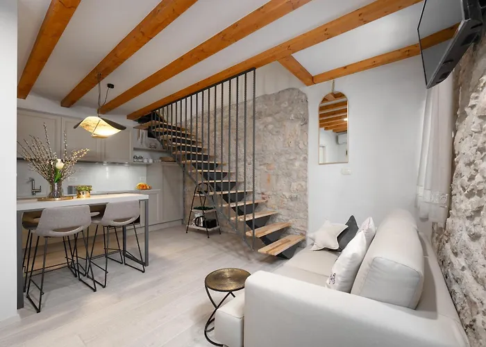 شقة Piazzetta Premium In Old Town بوريتش